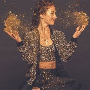 Lululemon Party Bomb Jacket sz 10 reversible NWT